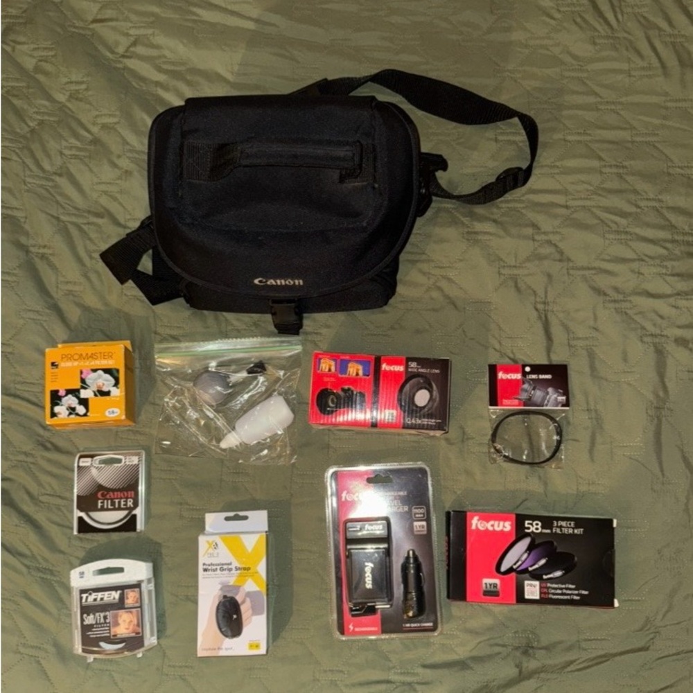 Canon Black Camera Bag with Accessories